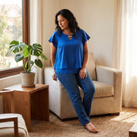 Blusa Azul Tajalí En Espalda lifestyle