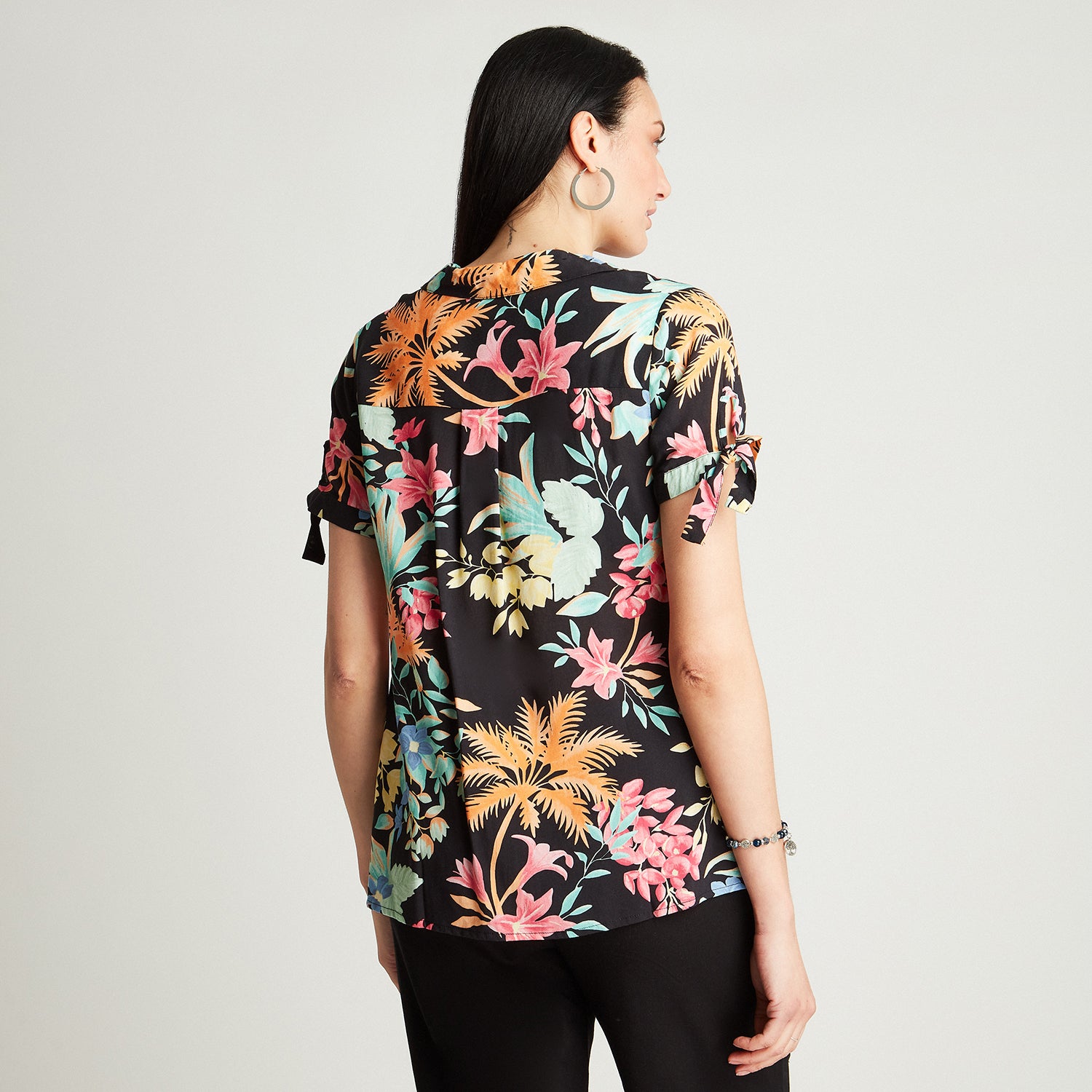 Blusa Negro Manga Corta Estampado Cuello Camisero