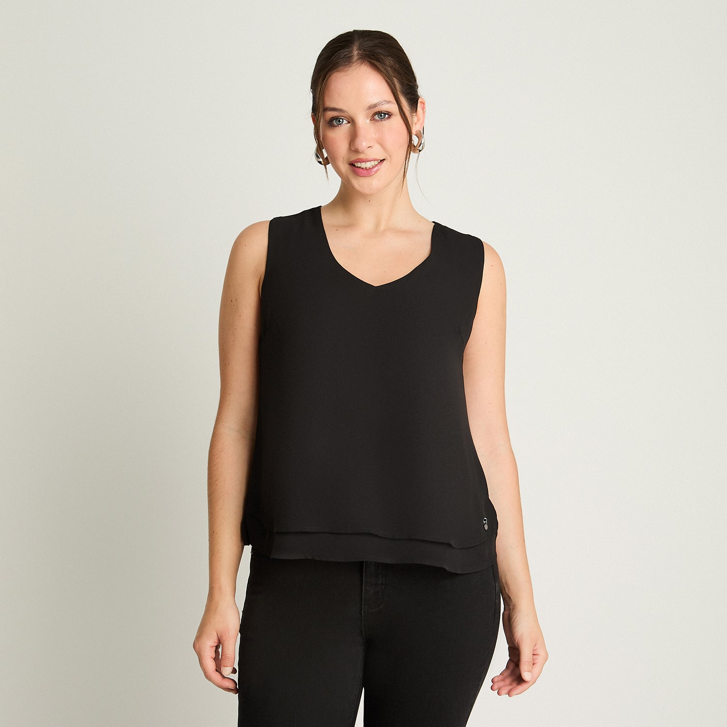 Blusa Sin Mangas Con Capas Negro Lorenzo Di Pontti