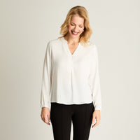 Blusa Escote Mao 3 Botones Crudo