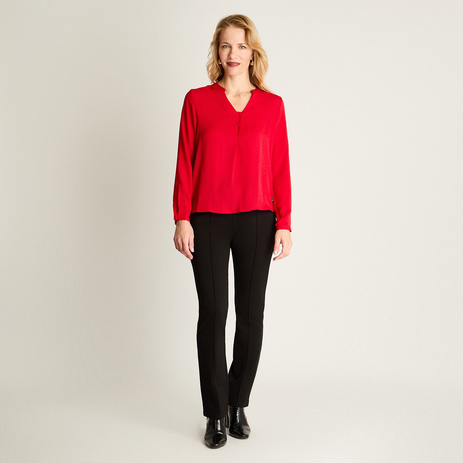 Blusa Escote Mao 3 Botones Rojo