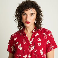 Blusa Corta Lino Con Bolsillos Rojo Curvi