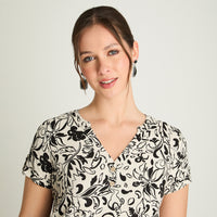 Blusa Manga Corta Cuello Mao Arena Curvi