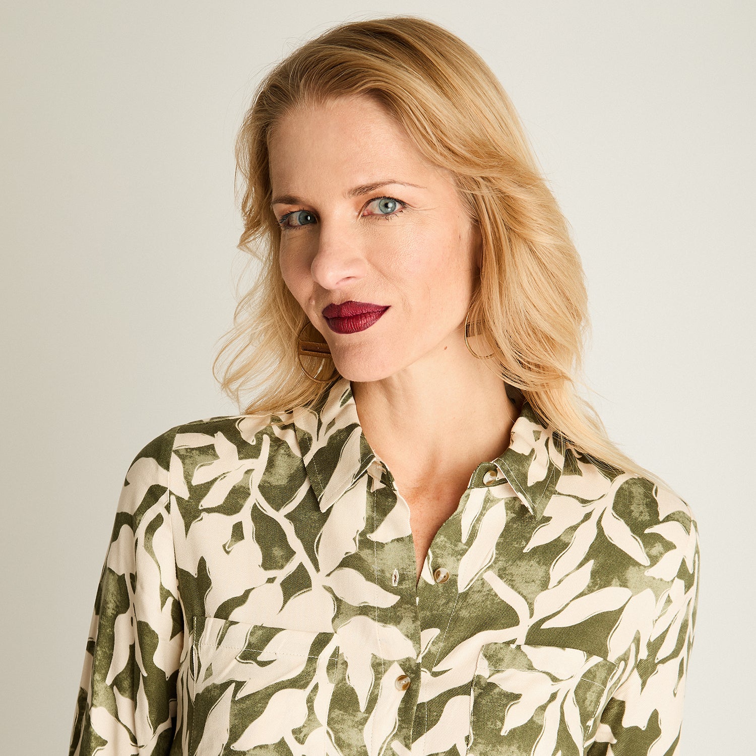 Blusa Estampada Viscosa Twill Verde