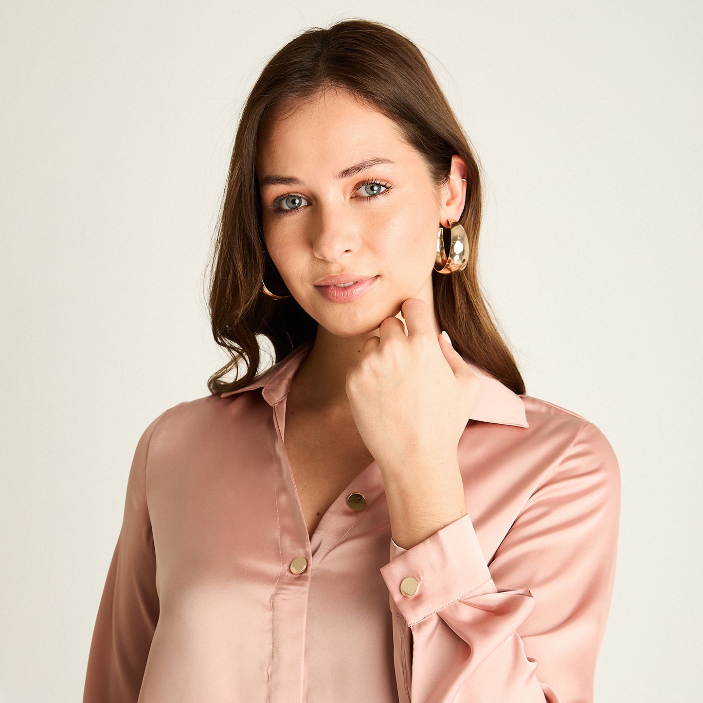 Blusa Rosada Manga Larga Cuello Camisero