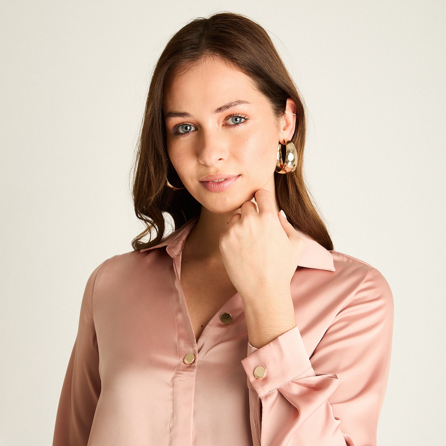 Blusa Rosada Manga Larga Cuello Camisero