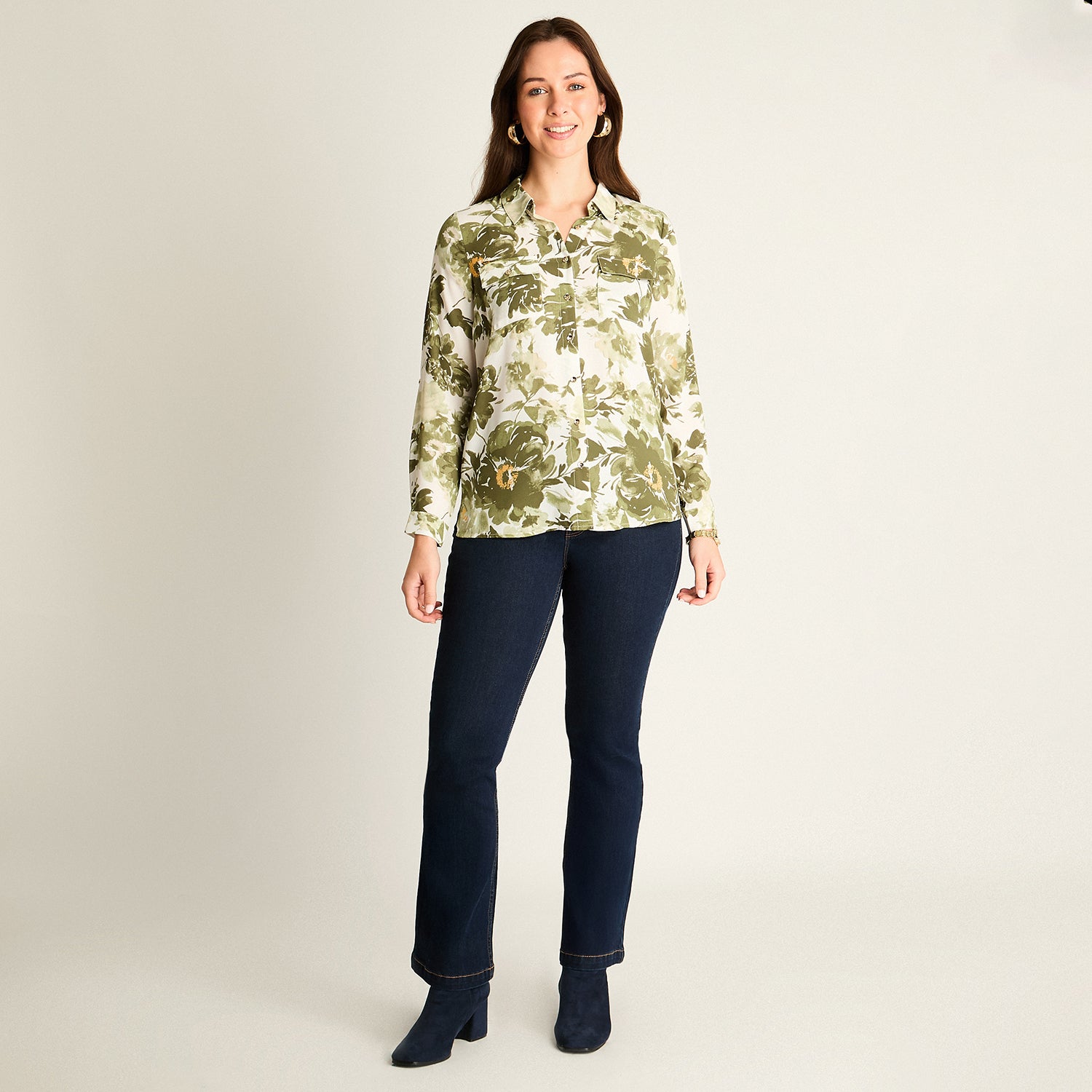 Blusa Verde con Estampado Floral y Mangas Roll-Up