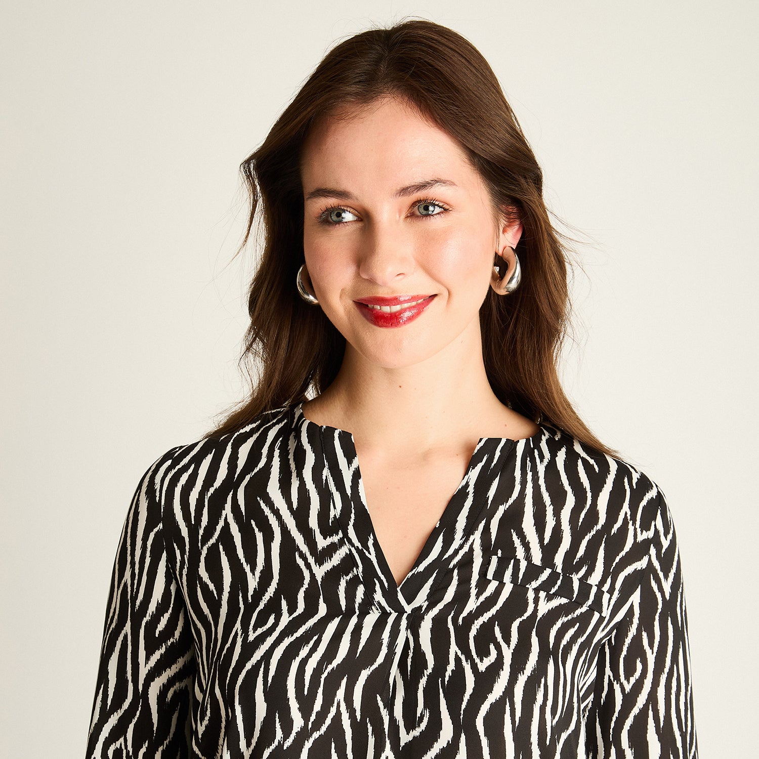 Blusa Negra Estampado Animal Print