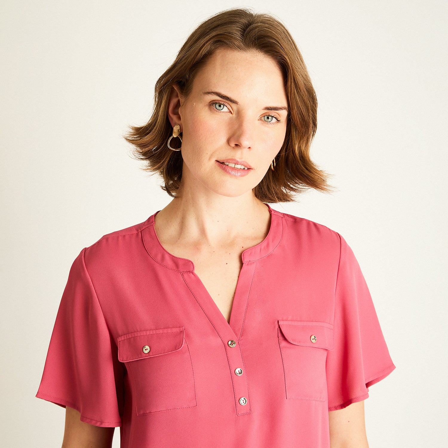 Blusa Rosado con Bolsillos Frontales