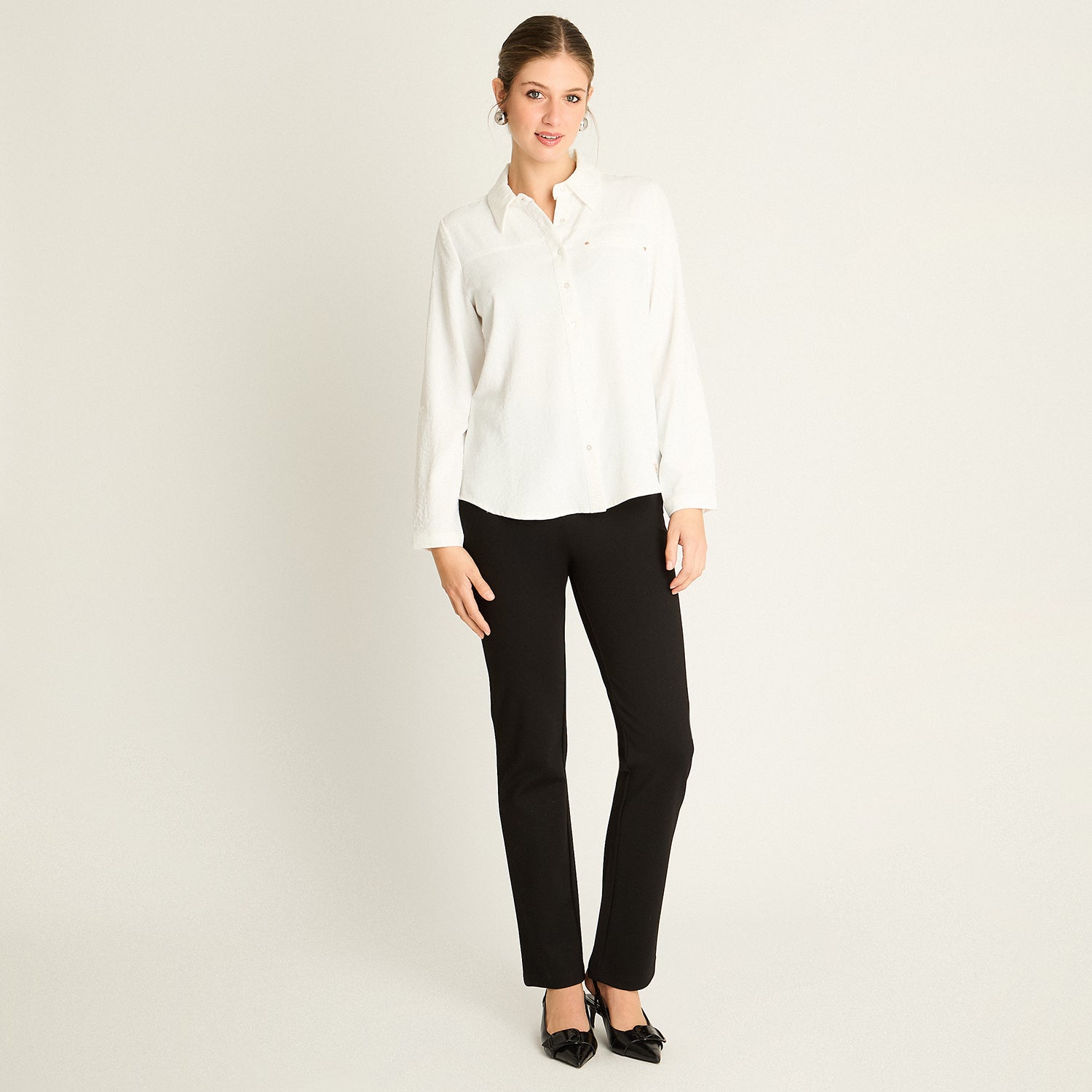 Blusa Crudo con Detalle de Bolsillo