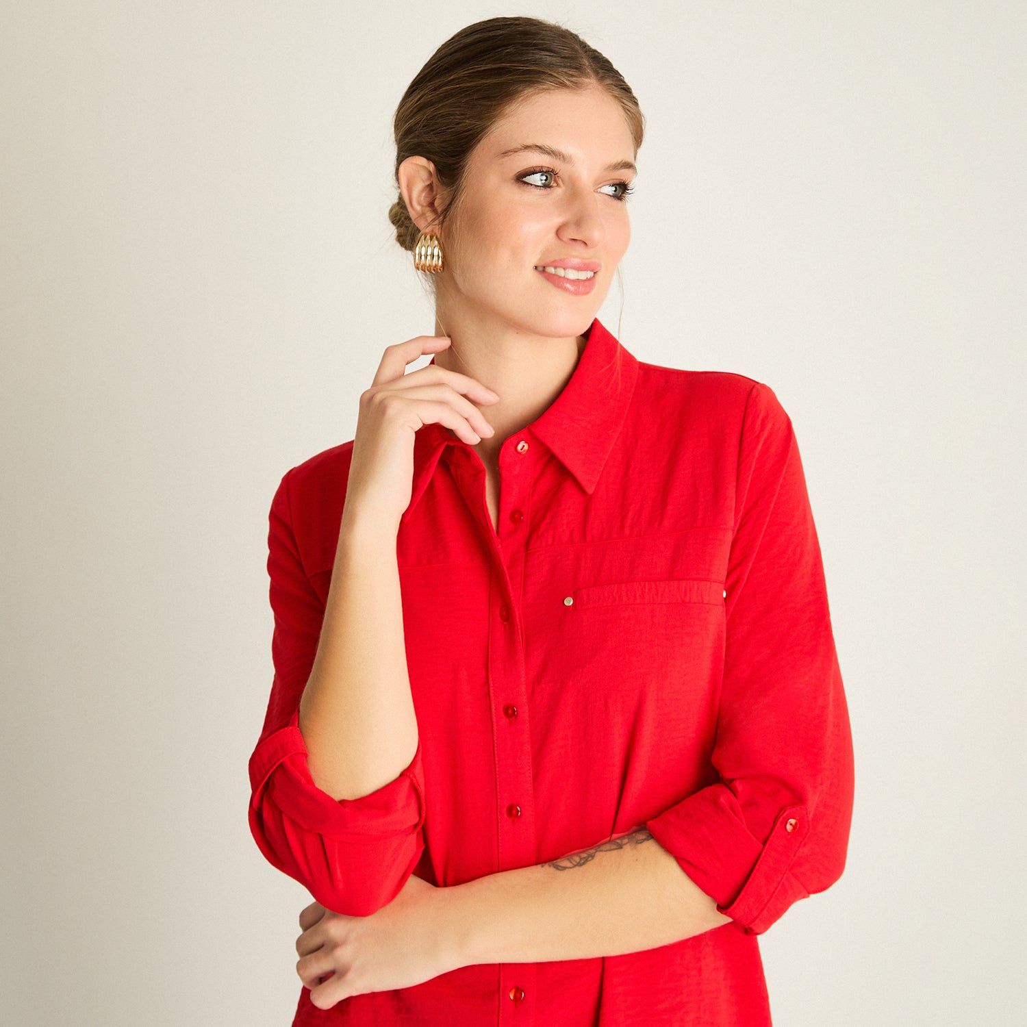 Blusa Roja de Botones