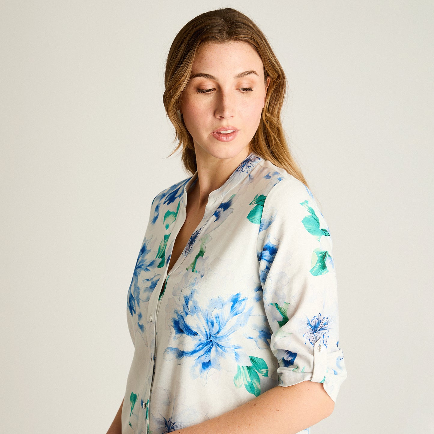 Blusa Azul Floral Larga