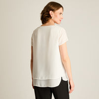 Blusa Crudo Manga Corta con Abertura Frontal
