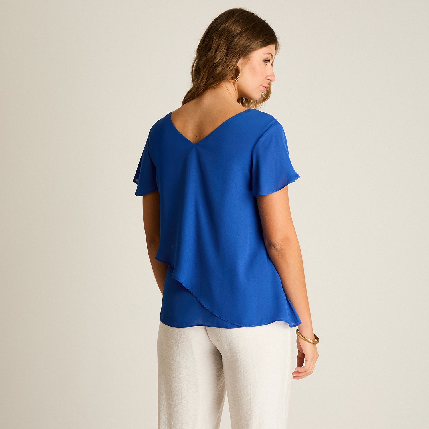 Blusa Azul Oscuro con Volante Asimétrico