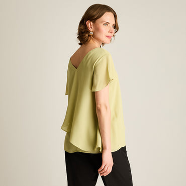 Blusa Verde Asimétrica sin Forro