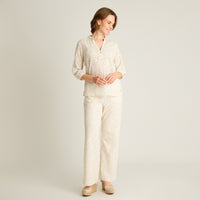 Blusa Crudo Manga 3/4 con Broderie y Escote Bordado