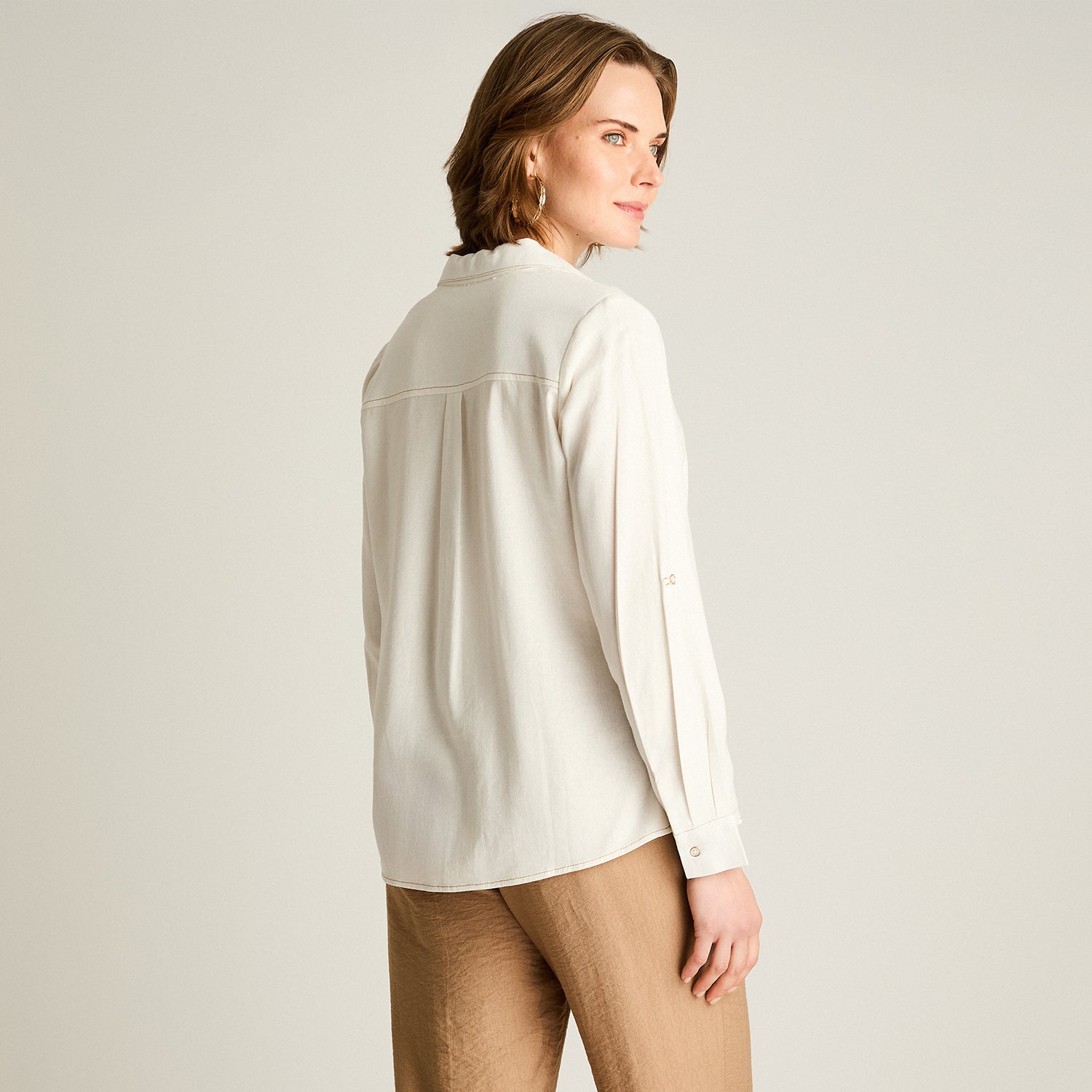 Blusa Crudo Camisera Clásica de Lino y Viscosa