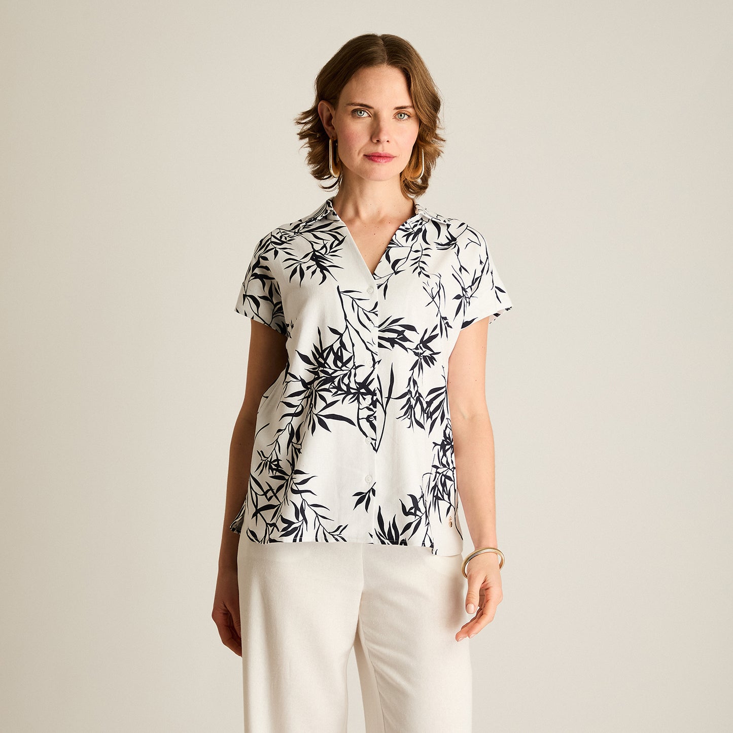 Blusa Azul Estilo Fresco y Estampado Floral
