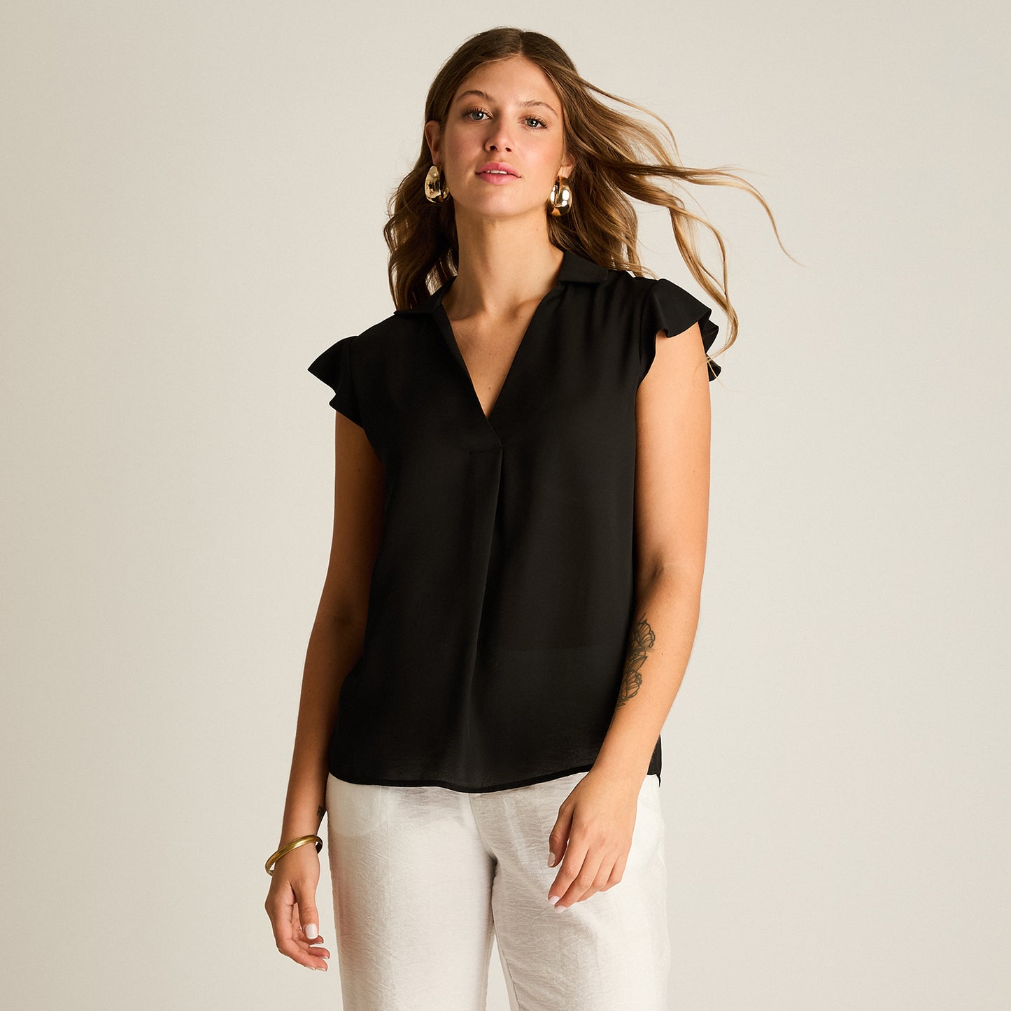 Blusa Negra Manga Corta