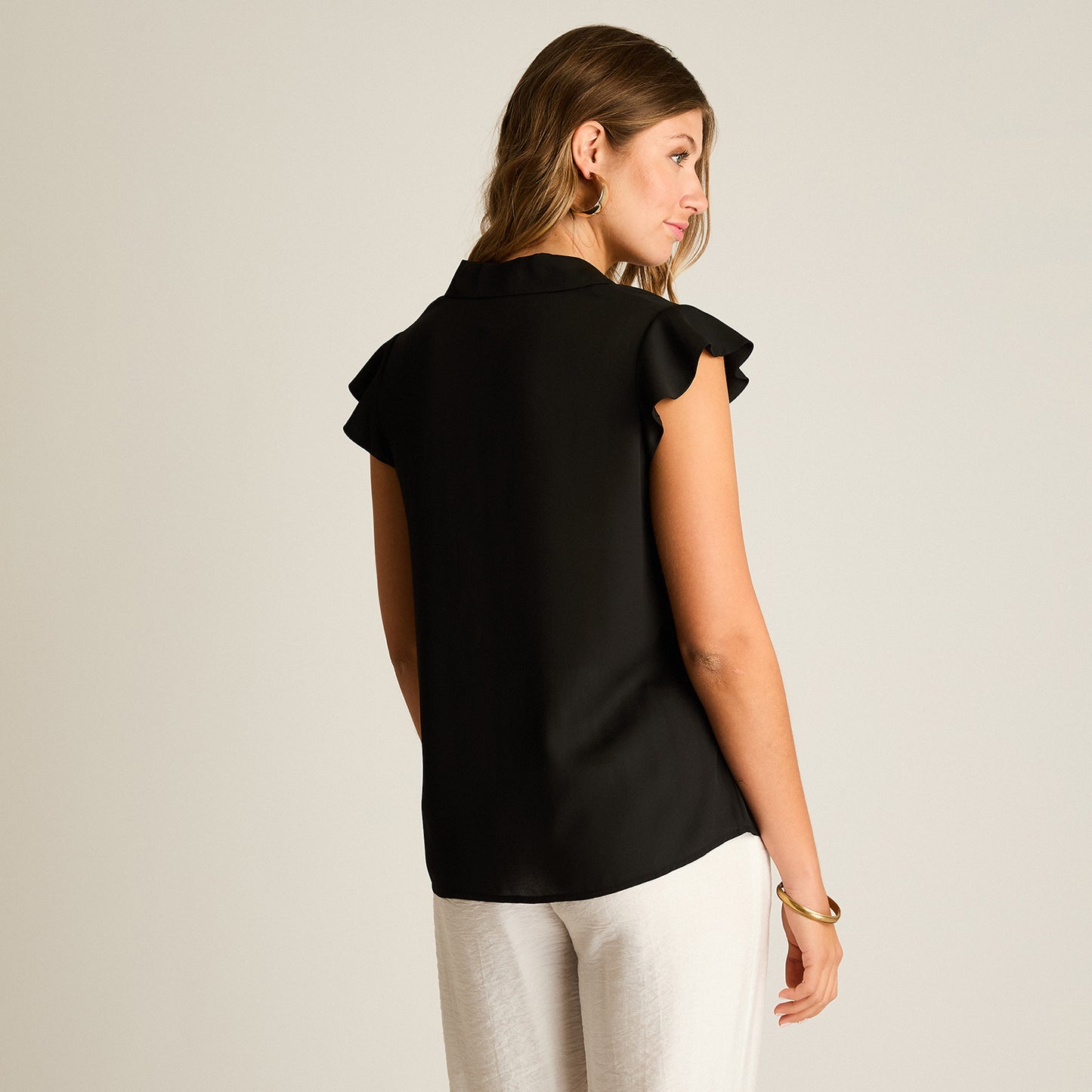 Blusa Negra Manga Corta