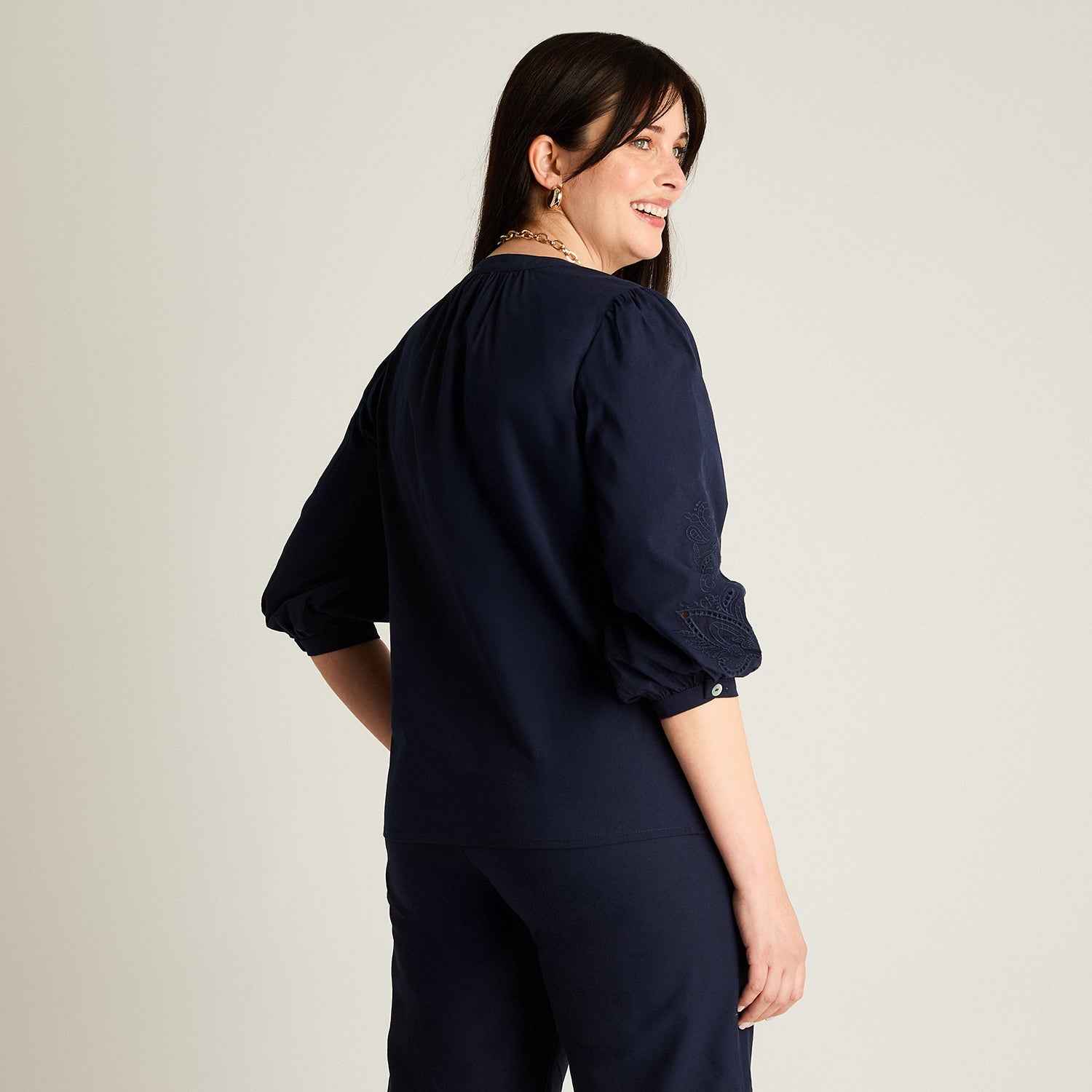 Blusa Azul Manga 3/4 No Elasticado Sin Forro Calce Normal