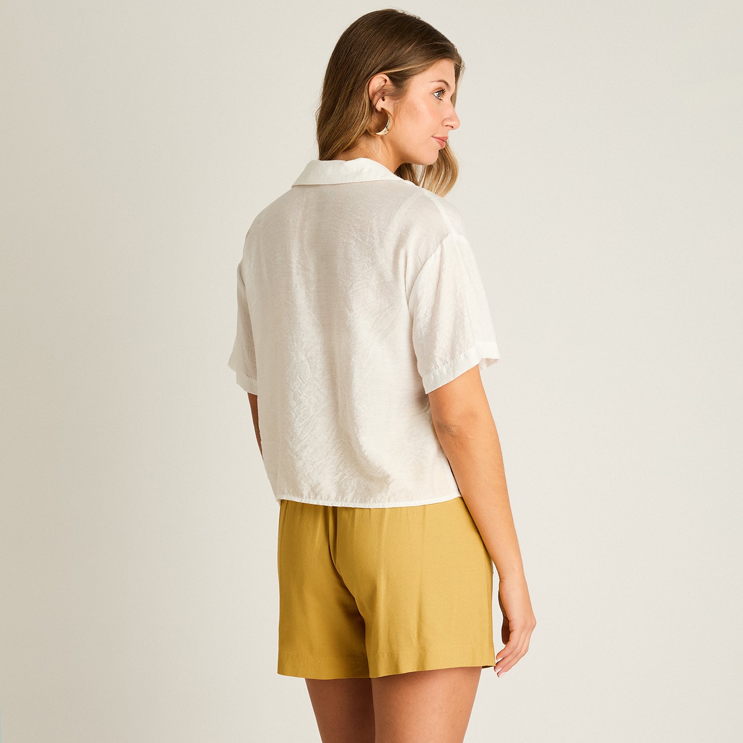 Blusa Crudo Manga Corta No Elasticado Sin Forro Calce Normal