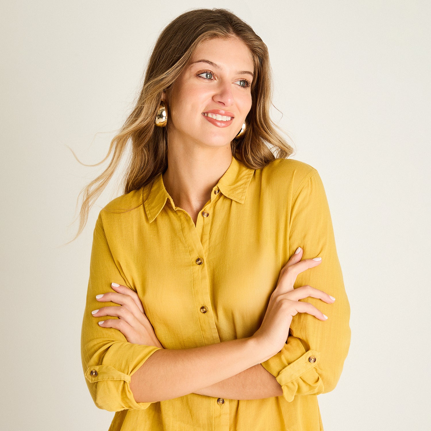 Blusa Mostaza Manga Larga No Elasticado Sin Forro Calce Holgado