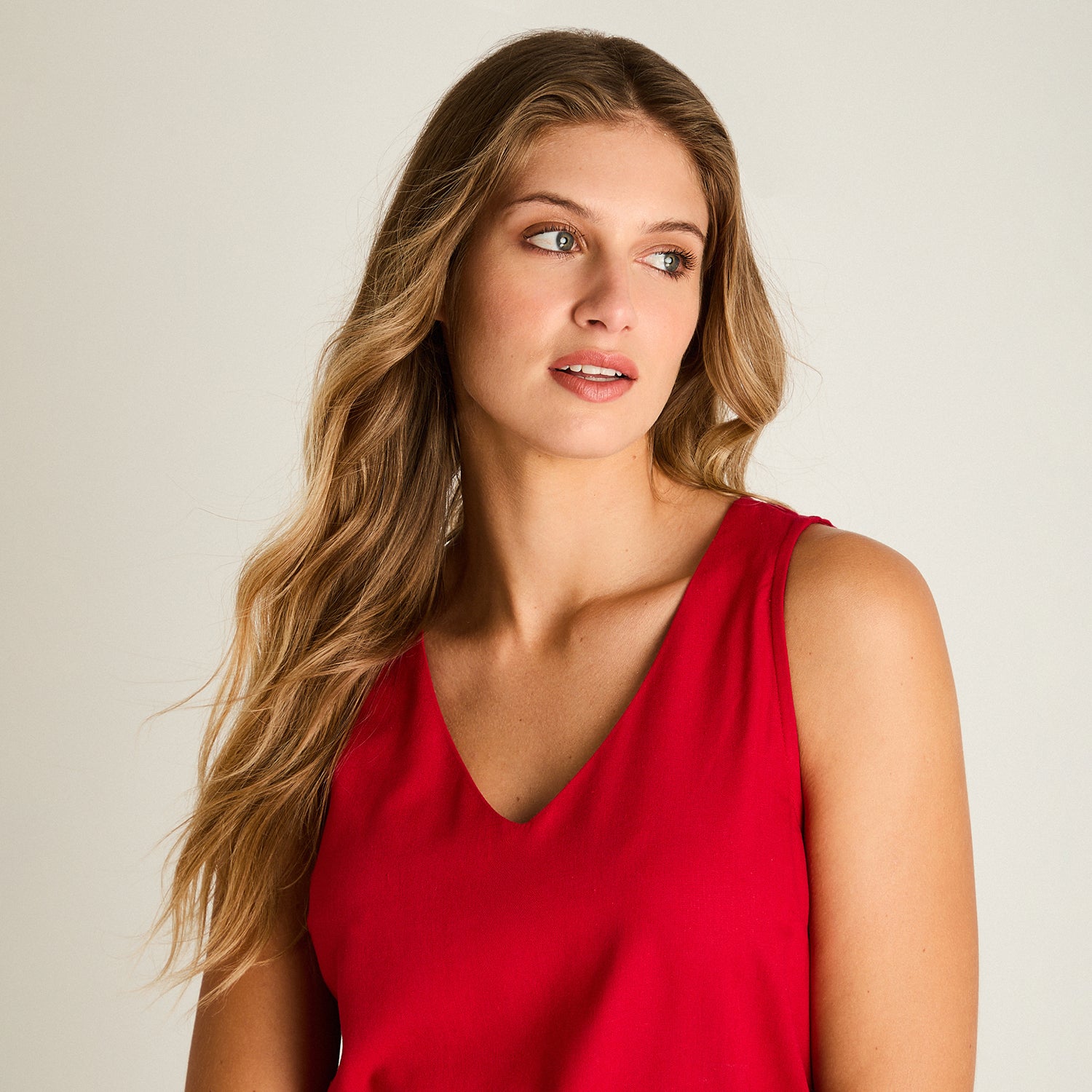 Blusa Rojo Sin Mangas No Elasticado Sin Forro Calce Normal