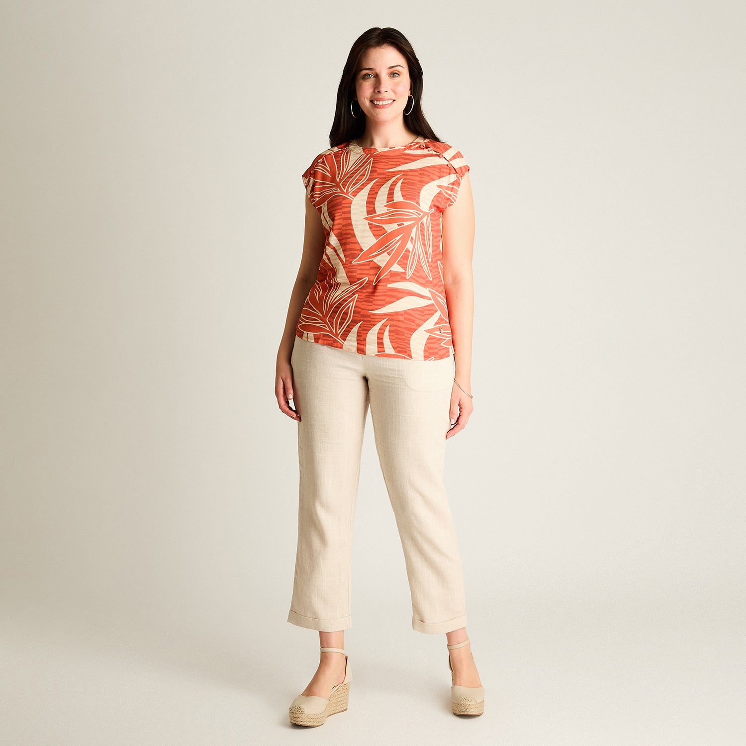 Blusa Terracota Manga Corta No Elasticado Sin Forro Calce Holgado