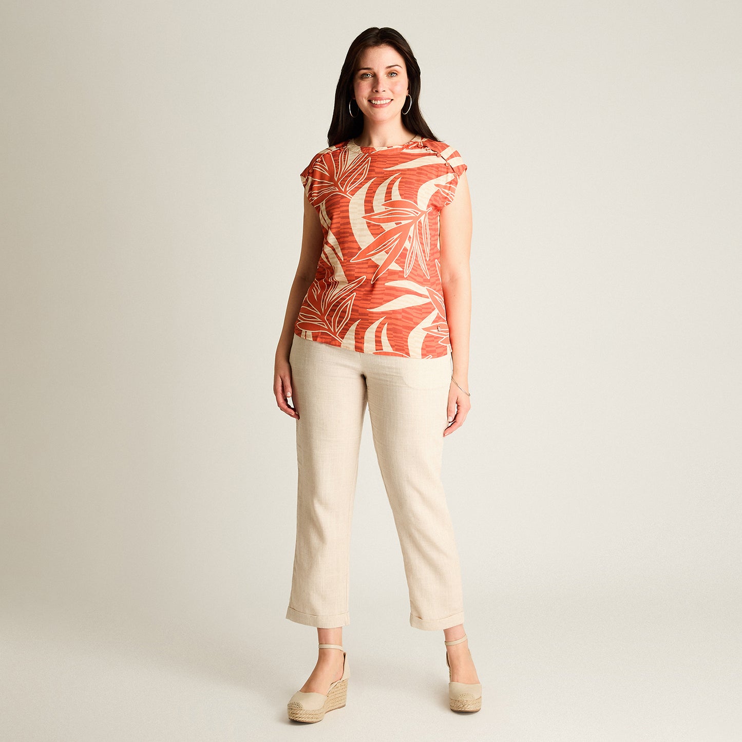 Blusa Terracota Manga Corta No Elasticado Sin Forro Calce Holgado