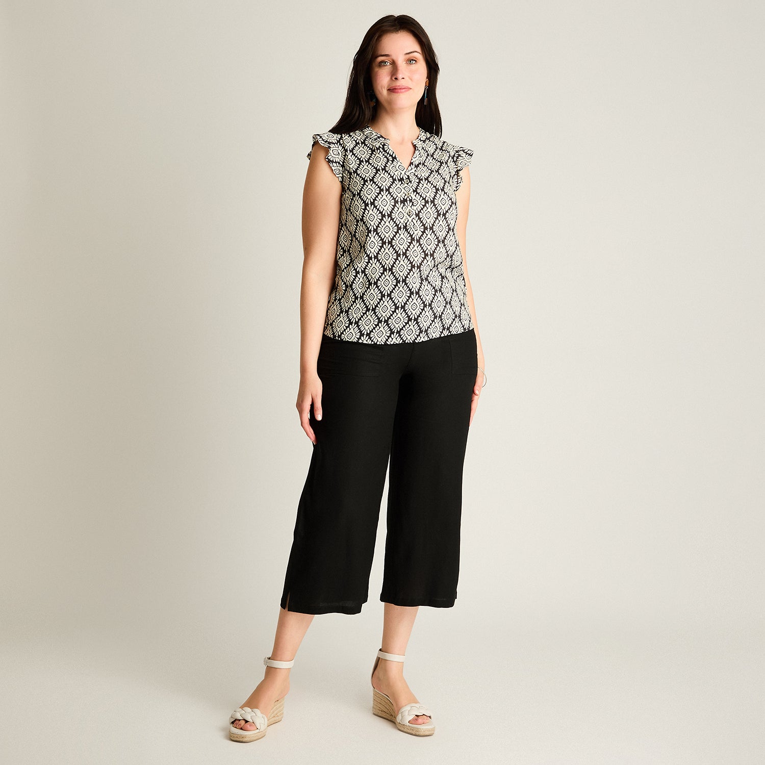 Blusa Negro Manga Corta No Elasticado Sin Forro Calce Normal