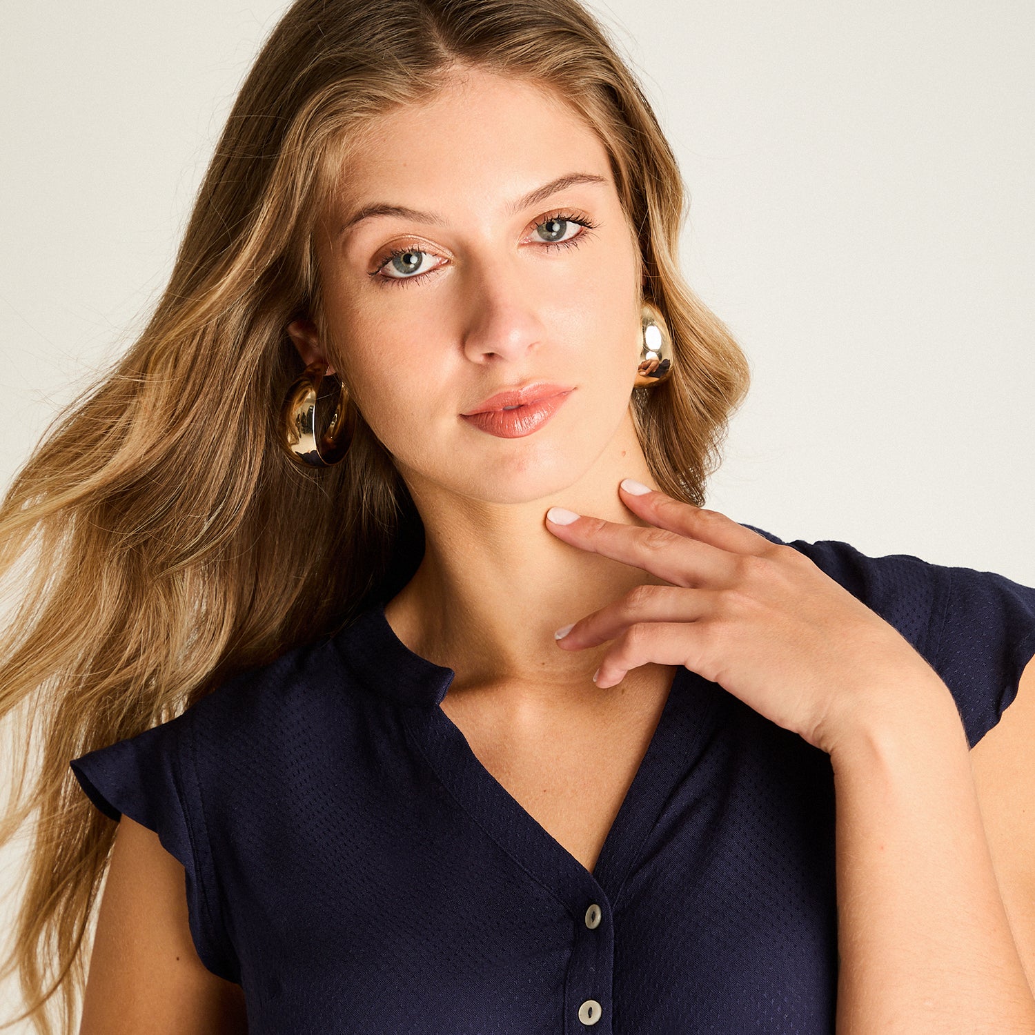 Blusa Azul Manga Corta No Elasticado Sin Forro Calce Normal