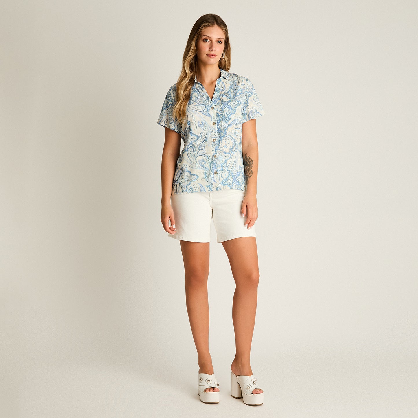 Blusa Indigo Manga Corta No Elasticado Sin Forro Calce Normal