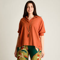 Blusa Terracota Manga 3/4 No Elasticado Sin Forro Calce Holgado