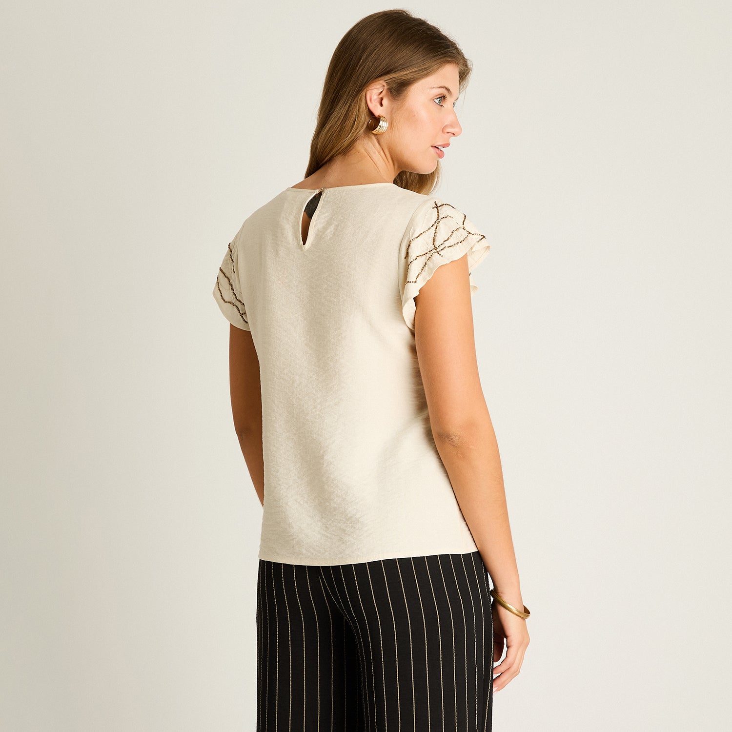 Blusa Arena Manga Corta No Elasticado Sin Forro Calce Normal