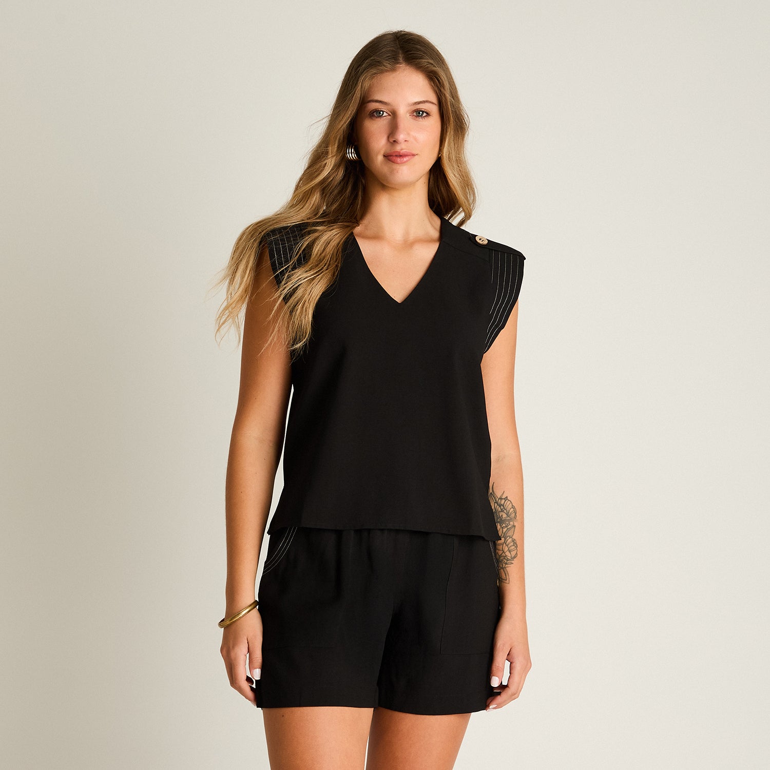Blusa Negro Sin Mangas No Elasticado Sin Forro Calce Normal