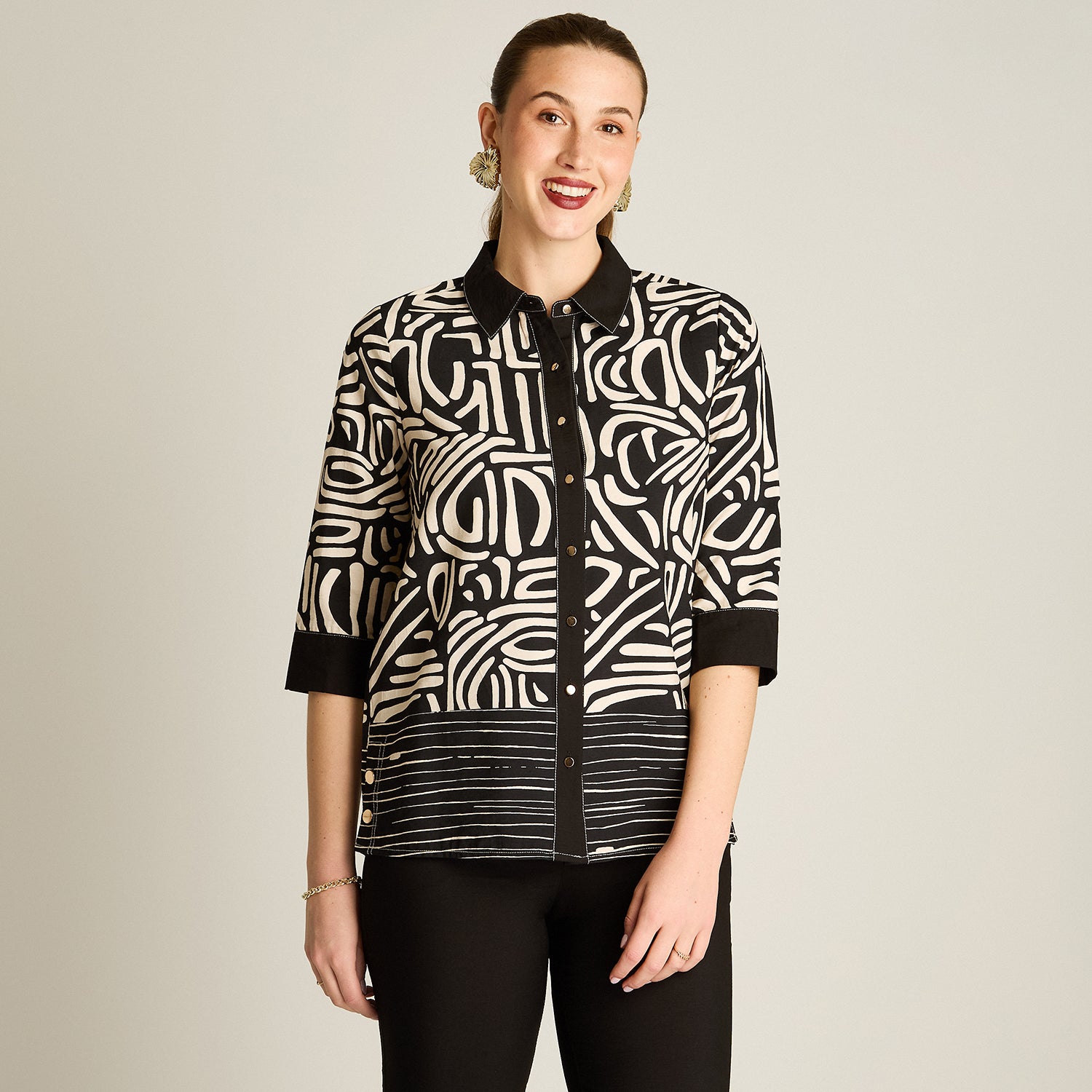 Blusa Arena Manga 3/4 Elasticidad Nula Sin Forro Calce Normal Tela Plano