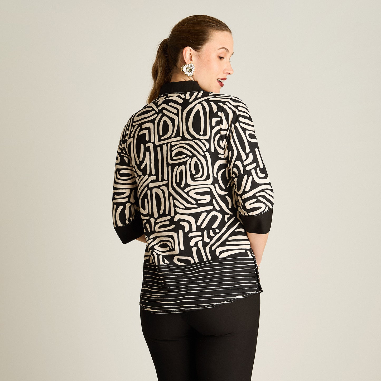 Blusa Arena Manga 3/4 Elasticidad Nula Sin Forro Calce Normal Tela Plano