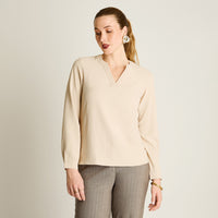 Blusa Beige Manga Larga Elasticidad Nula Sin Forro Calce Normal Tela Plano