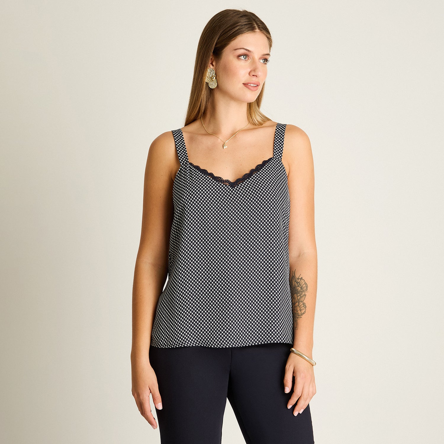 Blusa Azul Sin Mangas Elasticidad Nula Sin Forro Calce Normal Tela Plano