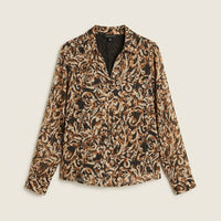 Blusa Negra con Estampado Floral y Detalle Lúrex en plano