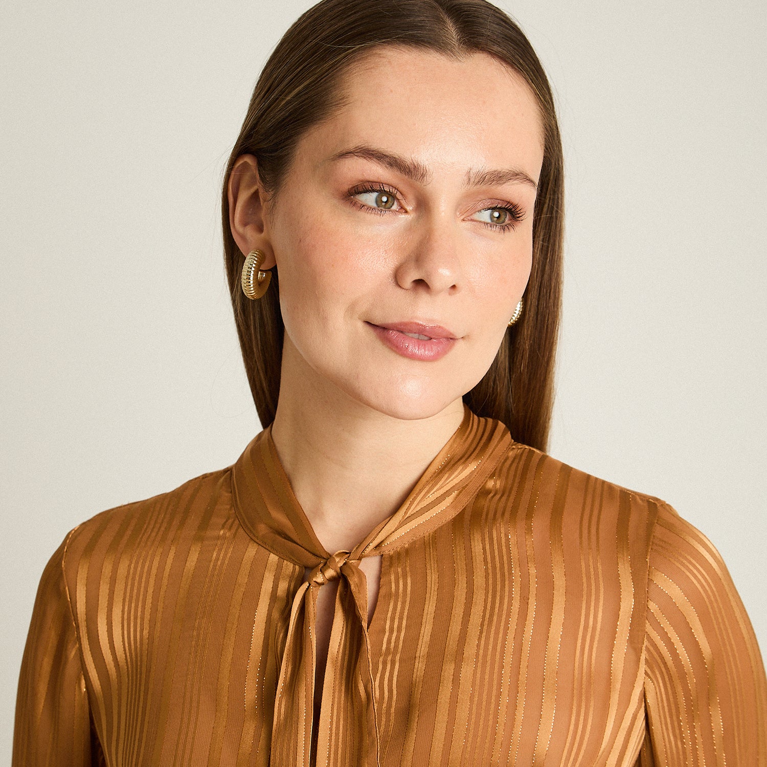 Blusa Toffe Manga Larga Elasticidad Nula Sin Forro Calce Normal Tela Plano