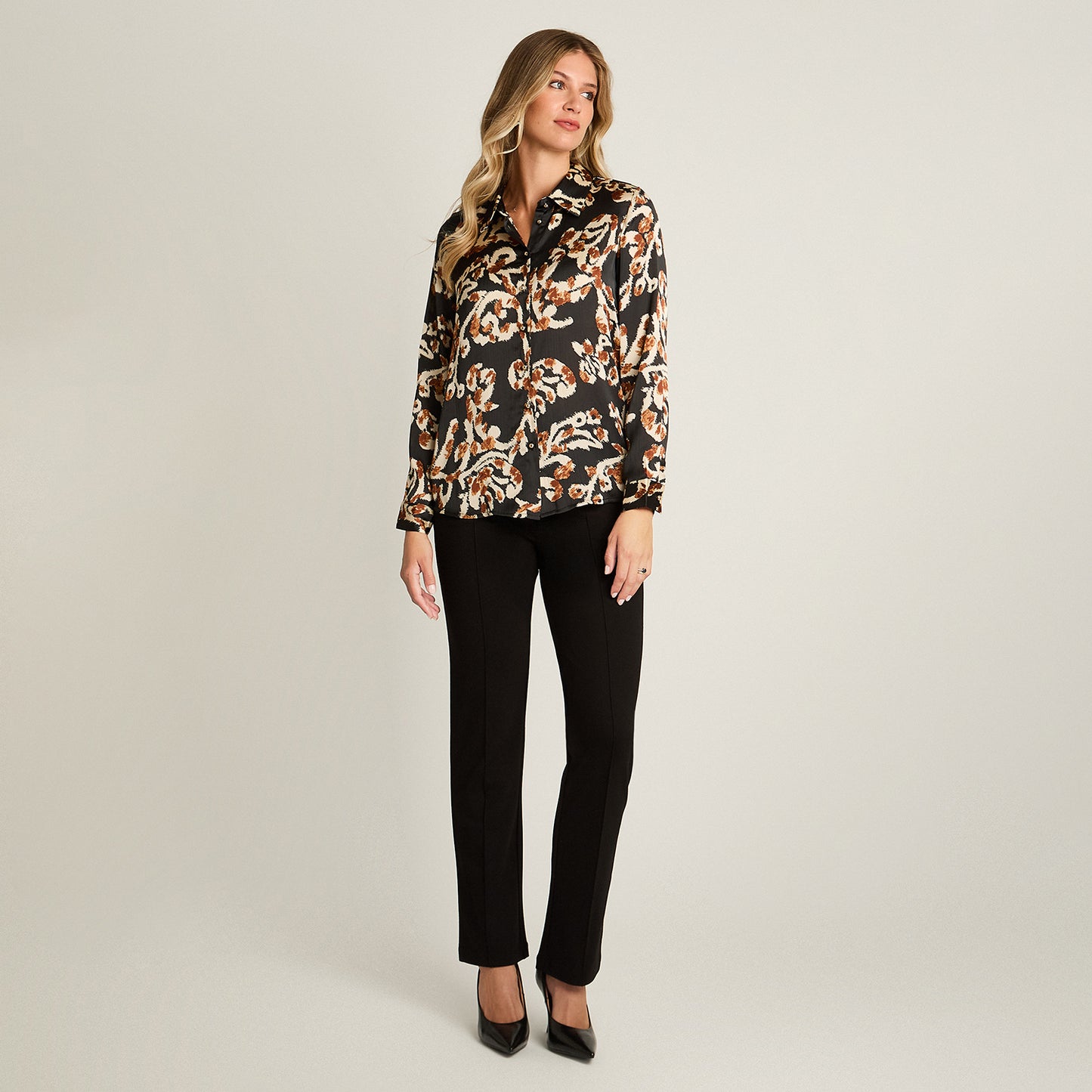 Blusa Negro Manga Larga Elasticidad Nula Sin Forro Calce Normal Tela Plano