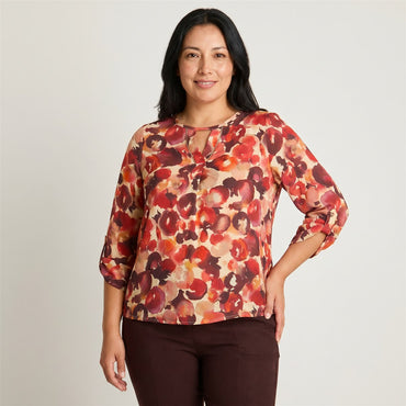 Blusa Roja Estampada Escote Redondo en modelo plus size