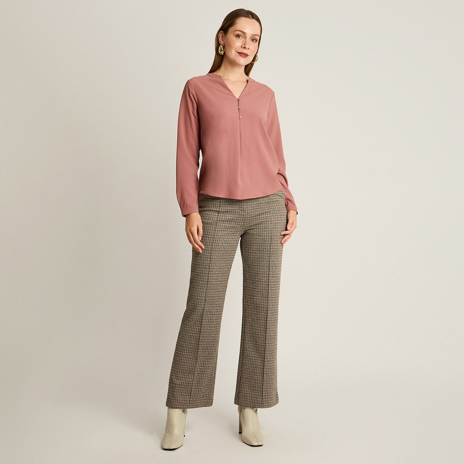 Blusa Rosado Manga Larga Elasticidad Nula Sin Forro Calce Normal Tela Plano