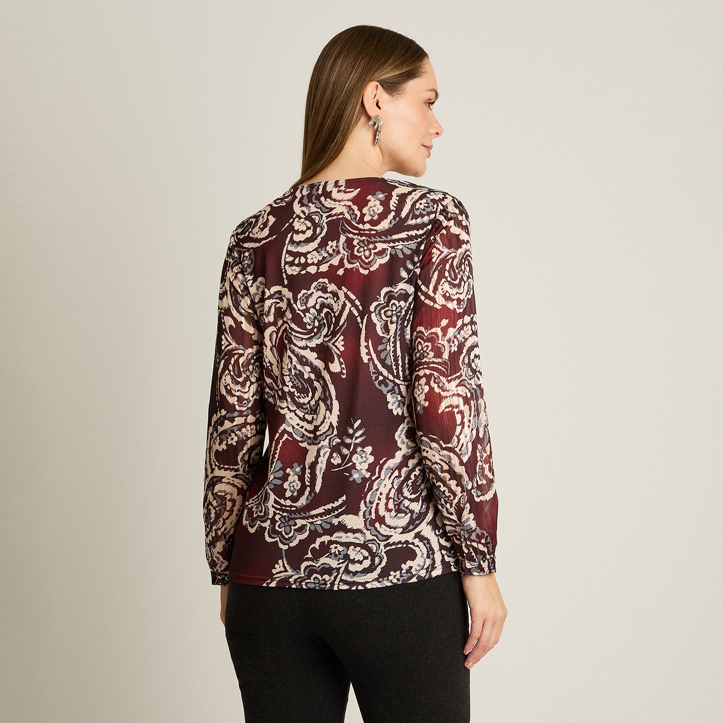 Blusa Burdeo Manga Larga Elasticidad Media Sin Forro Calce Normal Tela Punto Y Plano