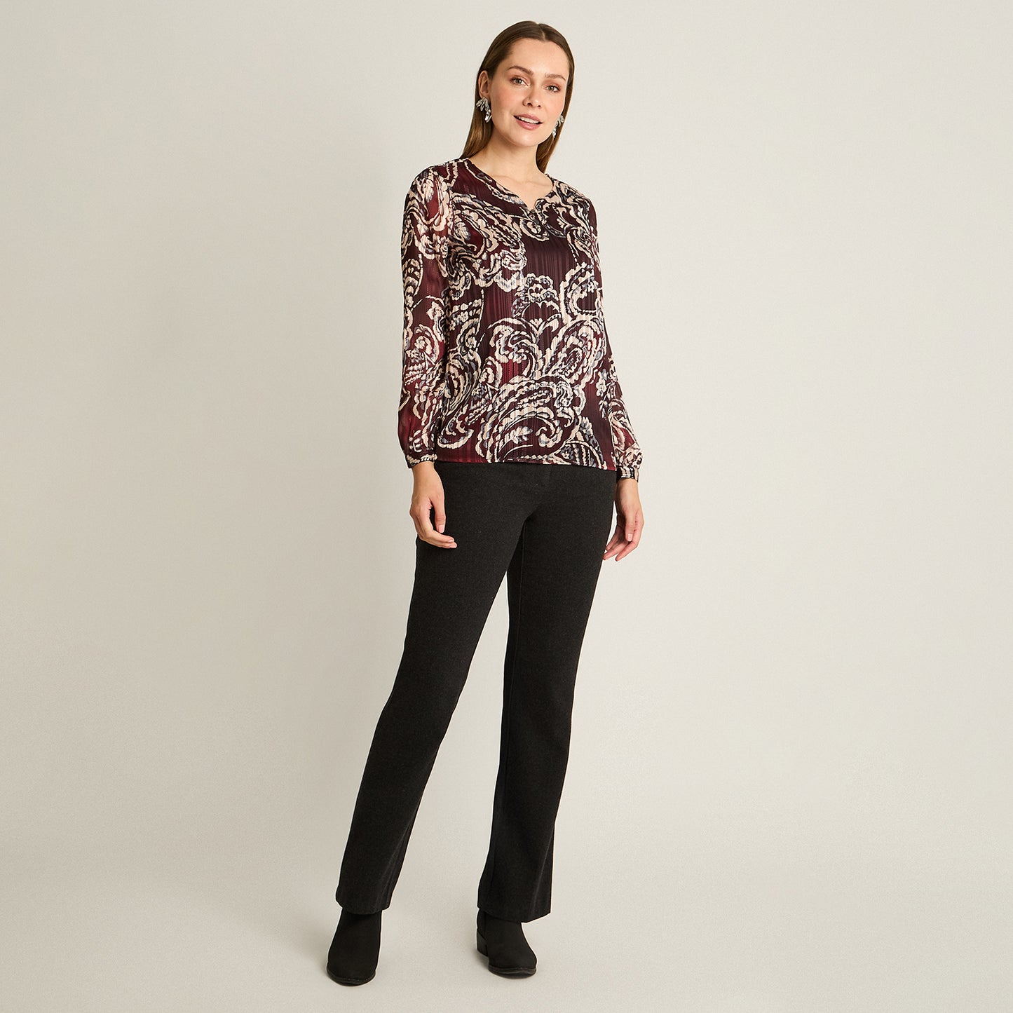 Blusa Burdeo Manga Larga Elasticidad Media Sin Forro Calce Normal Tela Punto Y Plano