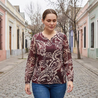 Blusa Burdeo Manga Larga Con Estampado Paisley Y Lúrex lifestyle