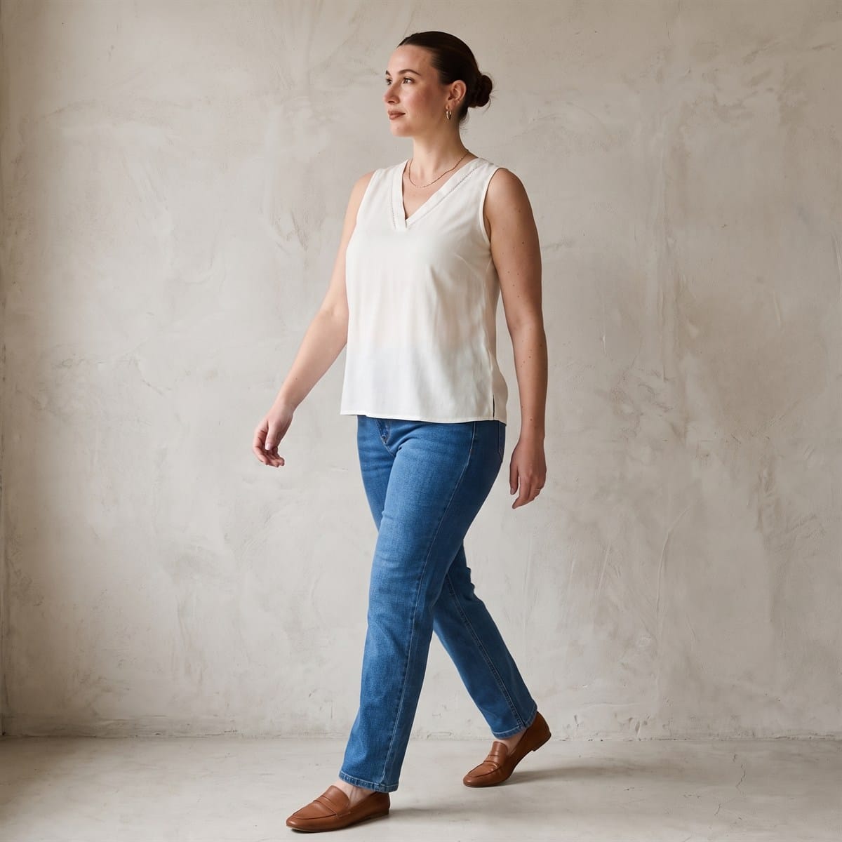 Blusa Blanco Sin Mangas con Escote en V lifestyle
