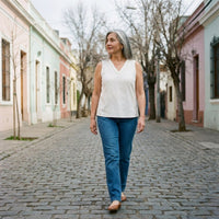 Blusa Blanco Sin Mangas con Escote en V lifestyle